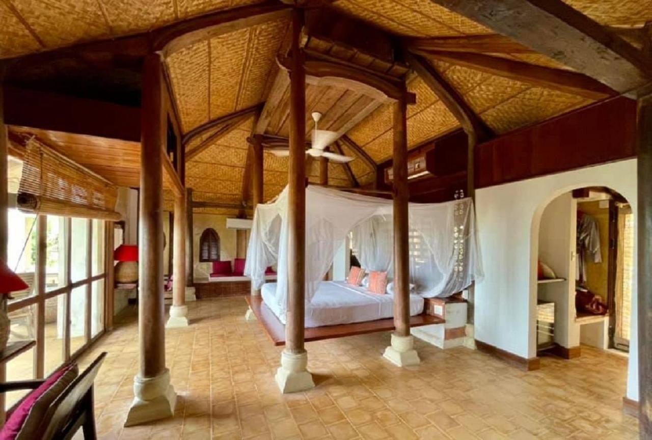 Villa Louise Hue Beach Boutique Hotel ภายนอก รูปภาพ