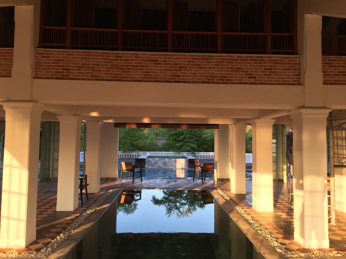 Villa Louise Hue Beach Boutique Hotel ภายนอก รูปภาพ