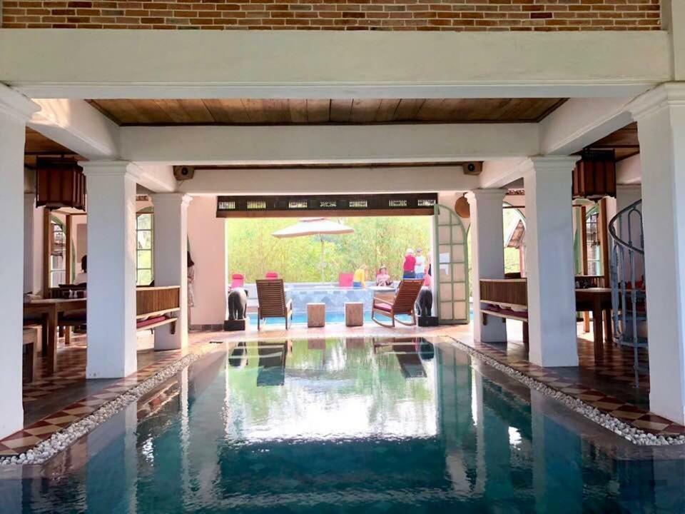Villa Louise Hue Beach Boutique Hotel ภายนอก รูปภาพ